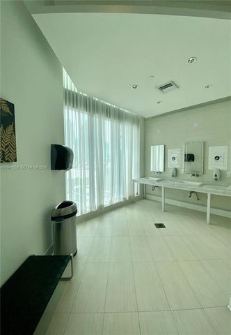 350 S Miami Ave 3813, Miami, FL 33130