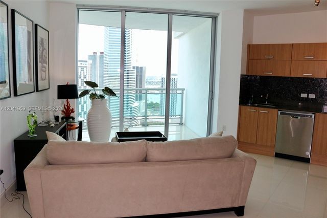350 S Miami Ave 3813, Miami, FL 33130