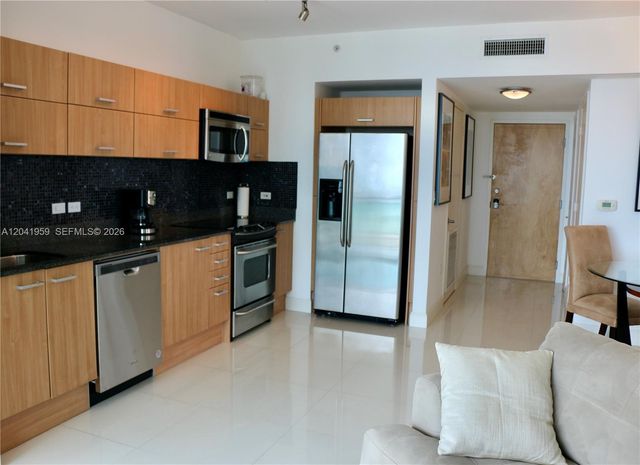 350 S Miami Ave 3813, Miami, FL 33130