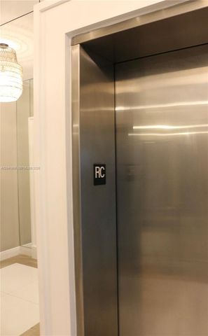 350 S Miami Ave 3813, Miami, FL 33130