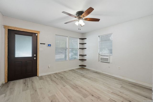 210 Bensdale, Pleasanton, TX 78064