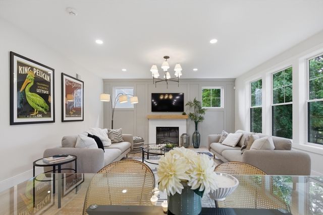17 Whiting Way, Needham, MA 02492