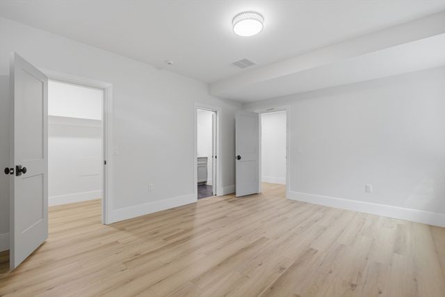 17 Whiting Way, Needham, MA 02492