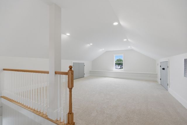 17 Whiting Way, Needham, MA 02492