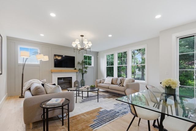 17 Whiting Way, Needham, MA 02492