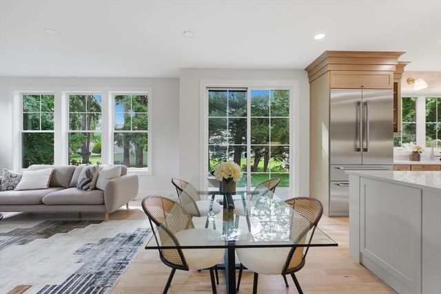 17 Whiting Way, Needham, MA 02492