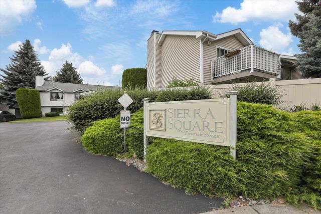 938 E Calkins Dr, Spokane, WA 99208