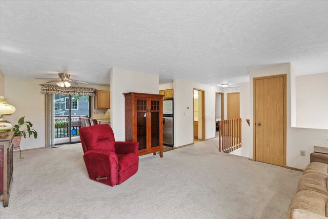 938 E Calkins Dr, Spokane, WA 99208