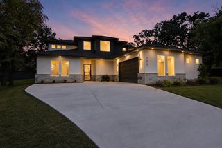 205 Familia Court, Azle, TX 76020