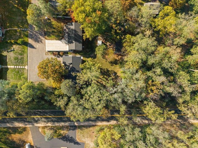 625 Commercial Street, Hudson, WI 54016
