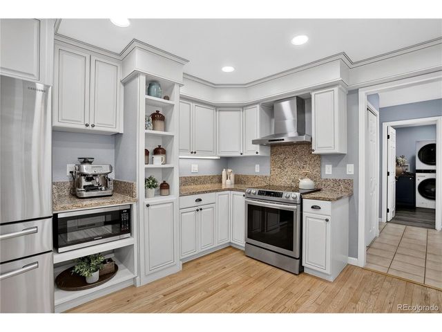 8897 W Woodard Dr, Lakewood, CO 80227