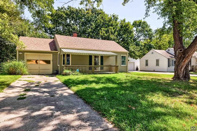 2218 SW Seabrook AVE, Topeka, KS 66614