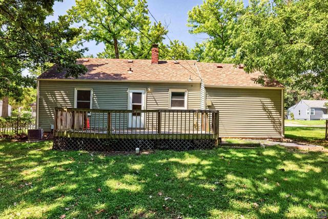 2218 SW Seabrook AVE, Topeka, KS 66614