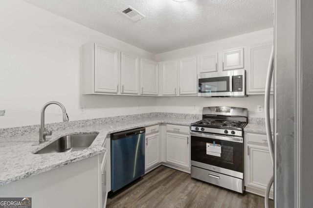 11657 Flemming Court, Hampton, GA 30228