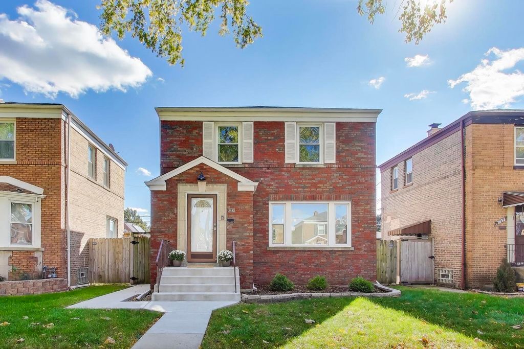 3433 W 82nd Place, Chicago, IL 60652