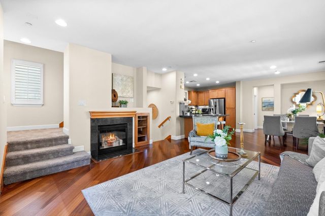 20582 Murano Circle, Cupertino, CA 95014