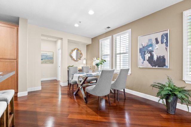 20582 Murano Circle, Cupertino, CA 95014