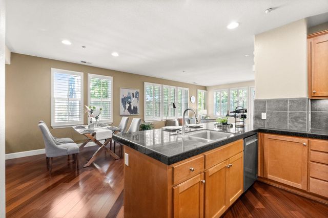 20582 Murano Circle, Cupertino, CA 95014