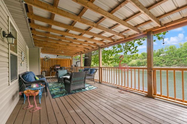 1076 Carry Nation Road, Lancaster, KY 40444