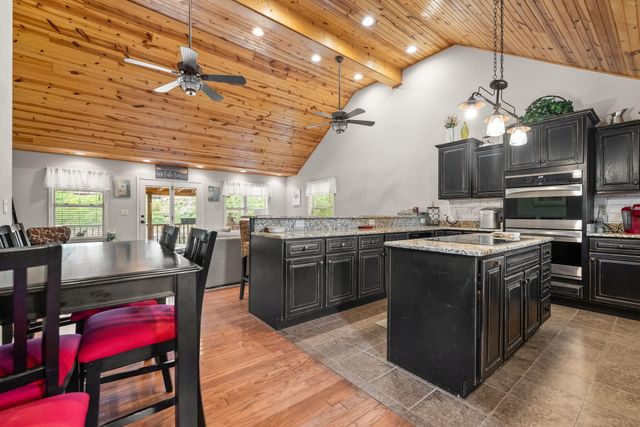1076 Carry Nation Road, Lancaster, KY 40444