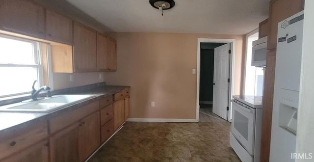 715 E Spruce Street, Princeton, IN 47670