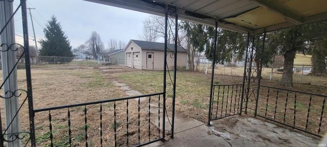 715 E Spruce Street, Princeton, IN 47670