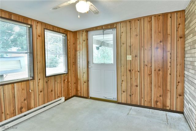 7290 Lee Road NE, Brookfield, OH 44403