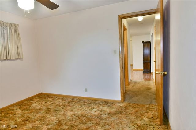 7290 Lee Road NE, Brookfield, OH 44403