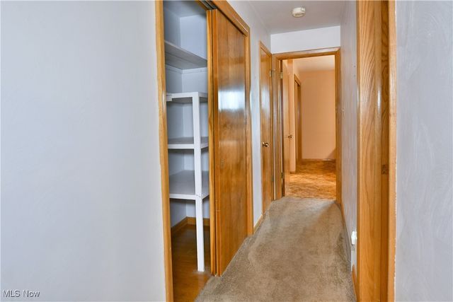 7290 Lee Road NE, Brookfield, OH 44403