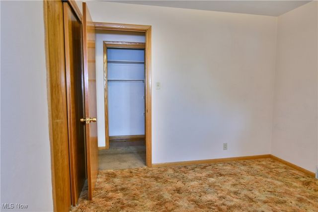 7290 Lee Road NE, Brookfield, OH 44403