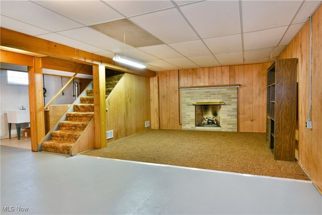 7290 Lee Road NE, Brookfield, OH 44403