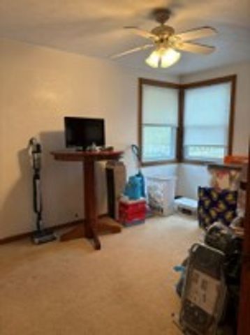 1406 Pike St, Port Vue, PA 15133