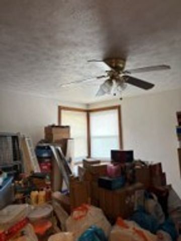 1406 Pike St, Port Vue, PA 15133