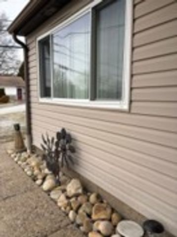 1406 Pike St, Port Vue, PA 15133