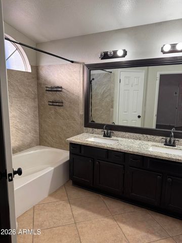 4230 E SALTSAGE Drive, Phoenix, AZ 85048