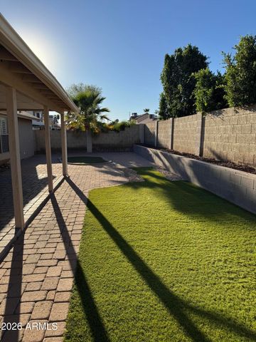 4230 E SALTSAGE Drive, Phoenix, AZ 85048