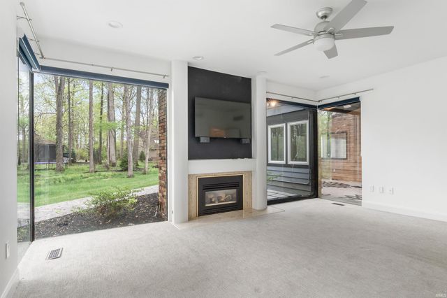 713 Rollingwood Lane, Fort Wayne, IN 46845