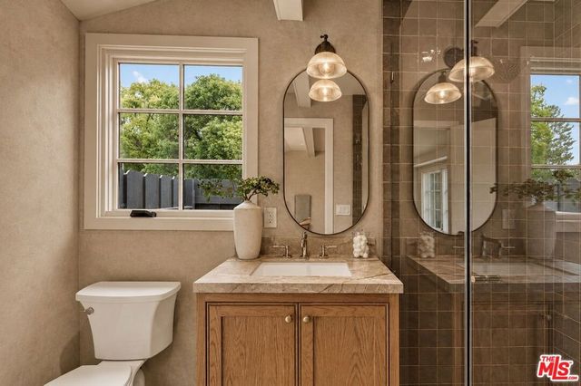 12610 Sarah Street, Studio City, CA 91604