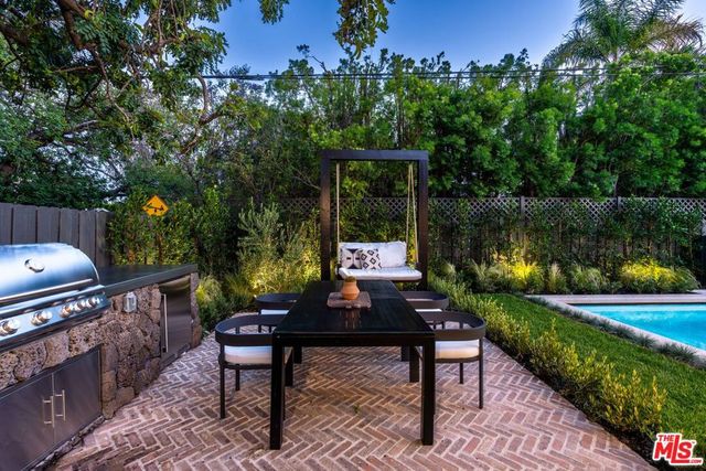 12610 Sarah Street, Studio City, CA 91604
