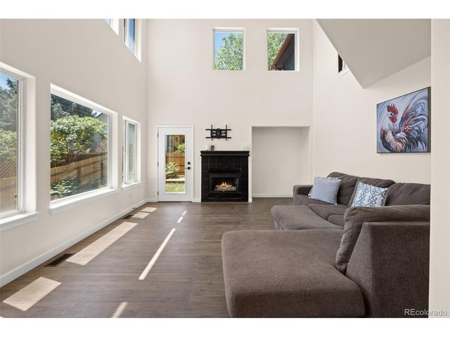 1464 Cherrywood Way, Longmont, CO 80504