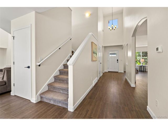 1464 Cherrywood Way, Longmont, CO 80504