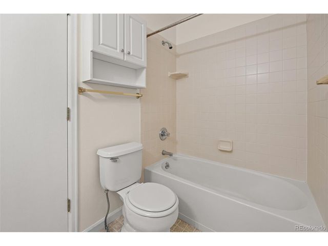 1464 Cherrywood Way, Longmont, CO 80504