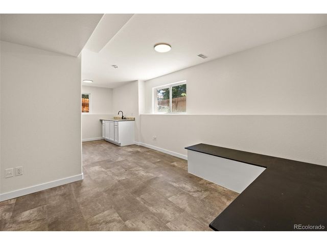 1464 Cherrywood Way, Longmont, CO 80504