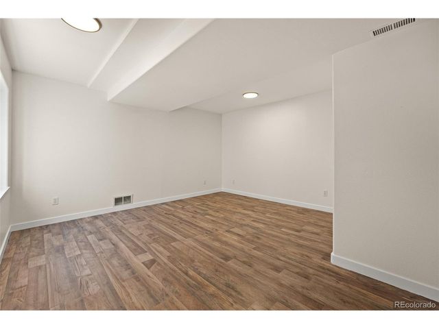1464 Cherrywood Way, Longmont, CO 80504