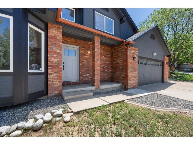1464 Cherrywood Way, Longmont, CO 80504