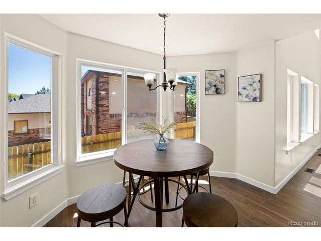 1464 Cherrywood Way, Longmont, CO 80504