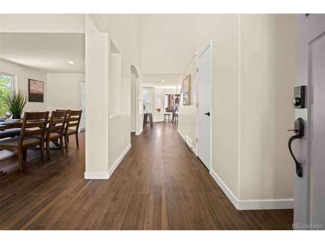 1464 Cherrywood Way, Longmont, CO 80504