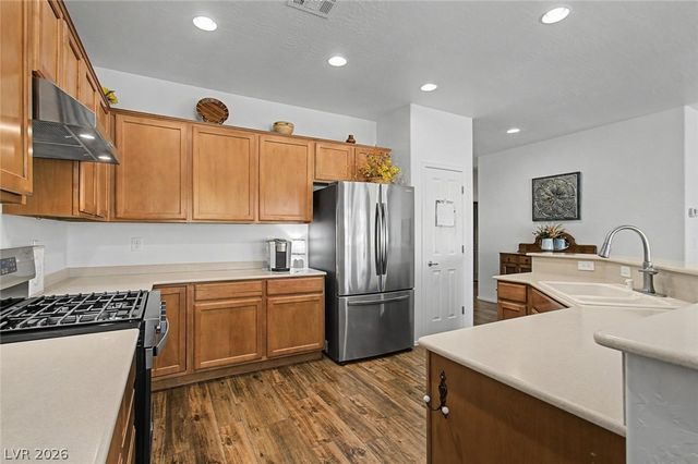 7681 Songster Street, North Las Vegas, NV 89084