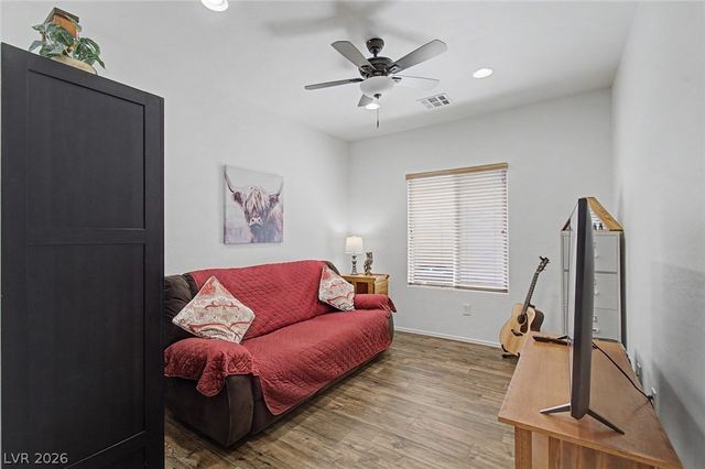 7681 Songster Street, North Las Vegas, NV 89084