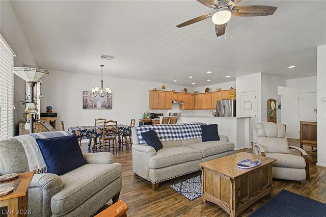 7681 Songster Street, North Las Vegas, NV 89084